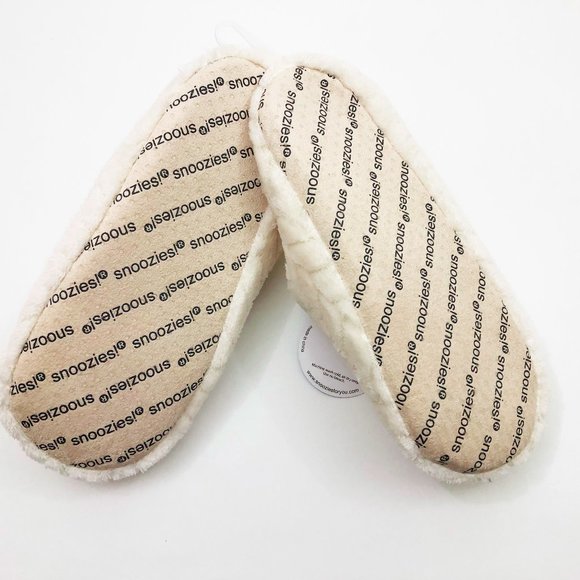 NWT Snoozies Women's Chevron Pattern Scuff Slippers Medium 7/8 Ivory - Picture 5 of 6
